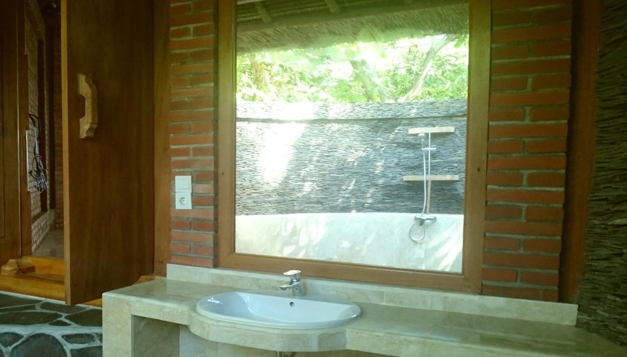Ciliks Beach Garden Kubutambahan  Exterior foto