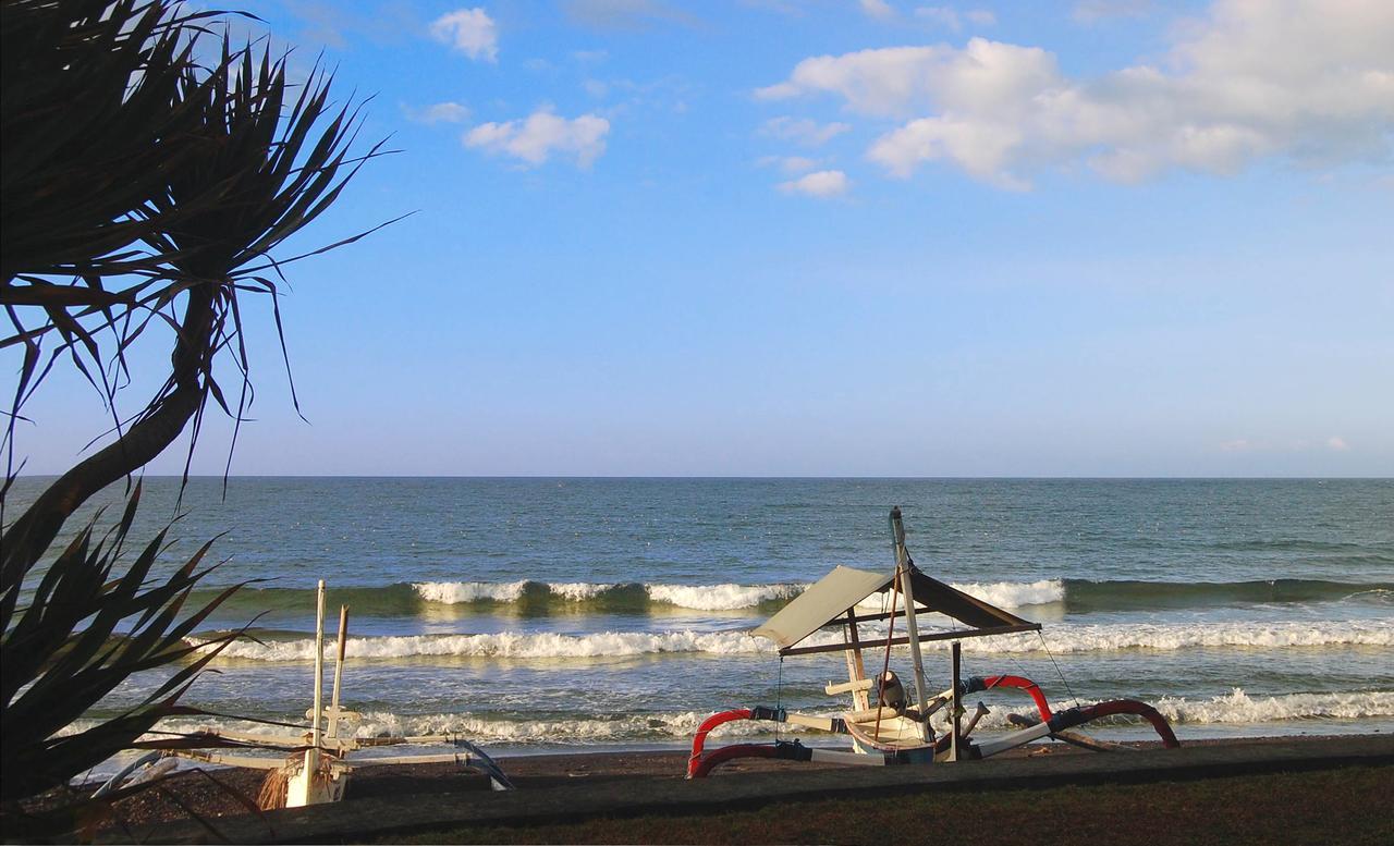 Ciliks Beach Garden Kubutambahan  Exterior foto