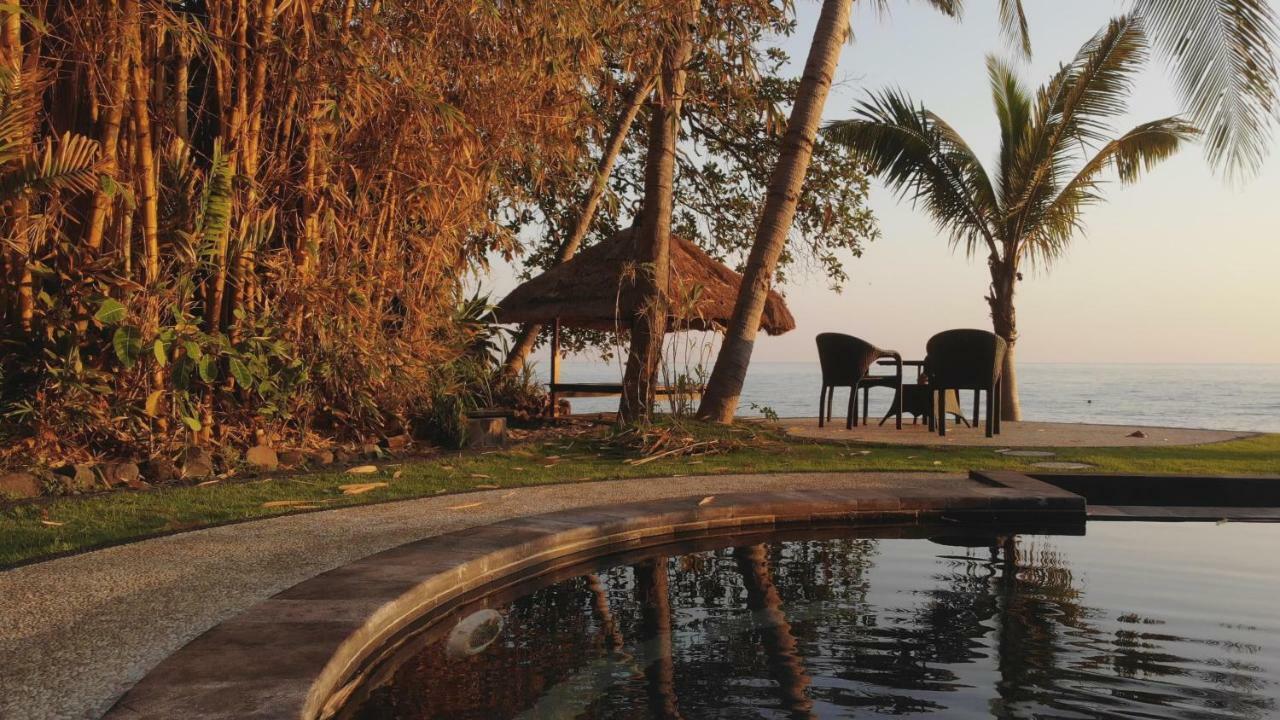 Ciliks Beach Garden Kubutambahan  Exterior foto