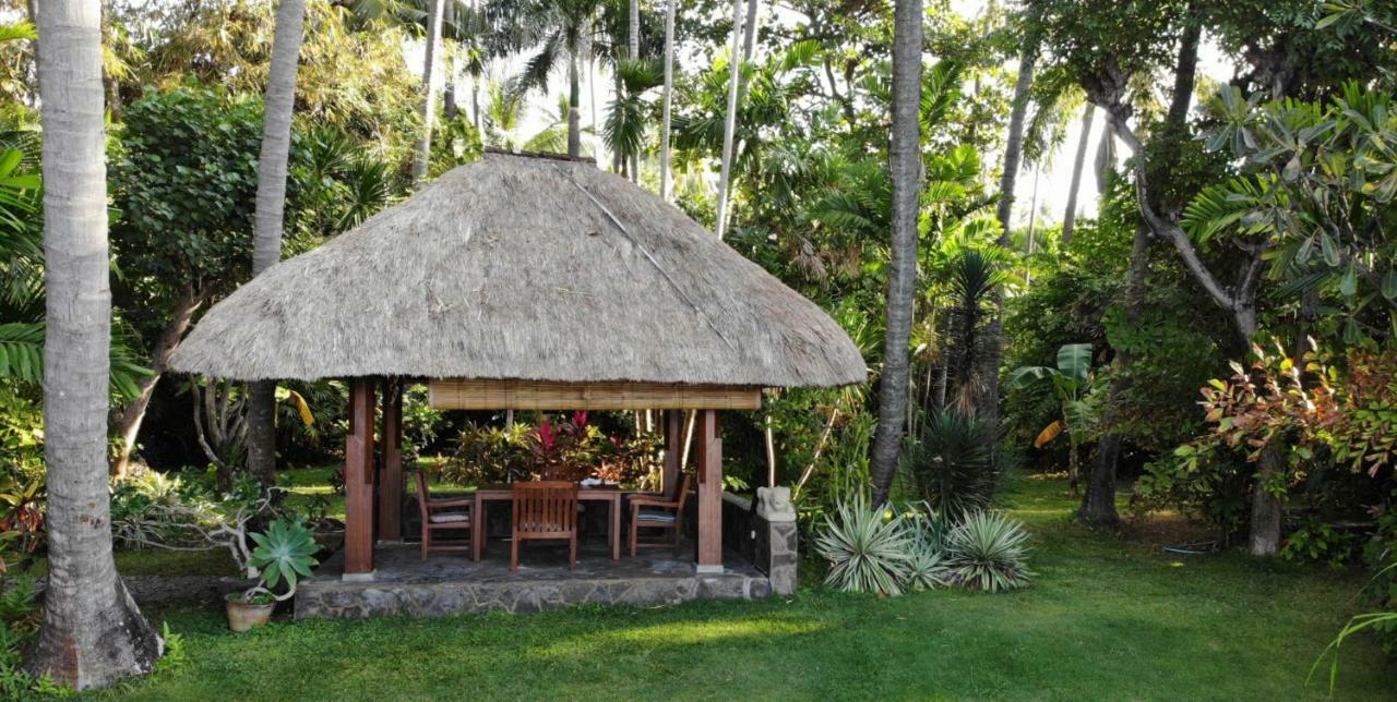 Ciliks Beach Garden Kubutambahan  Exterior foto